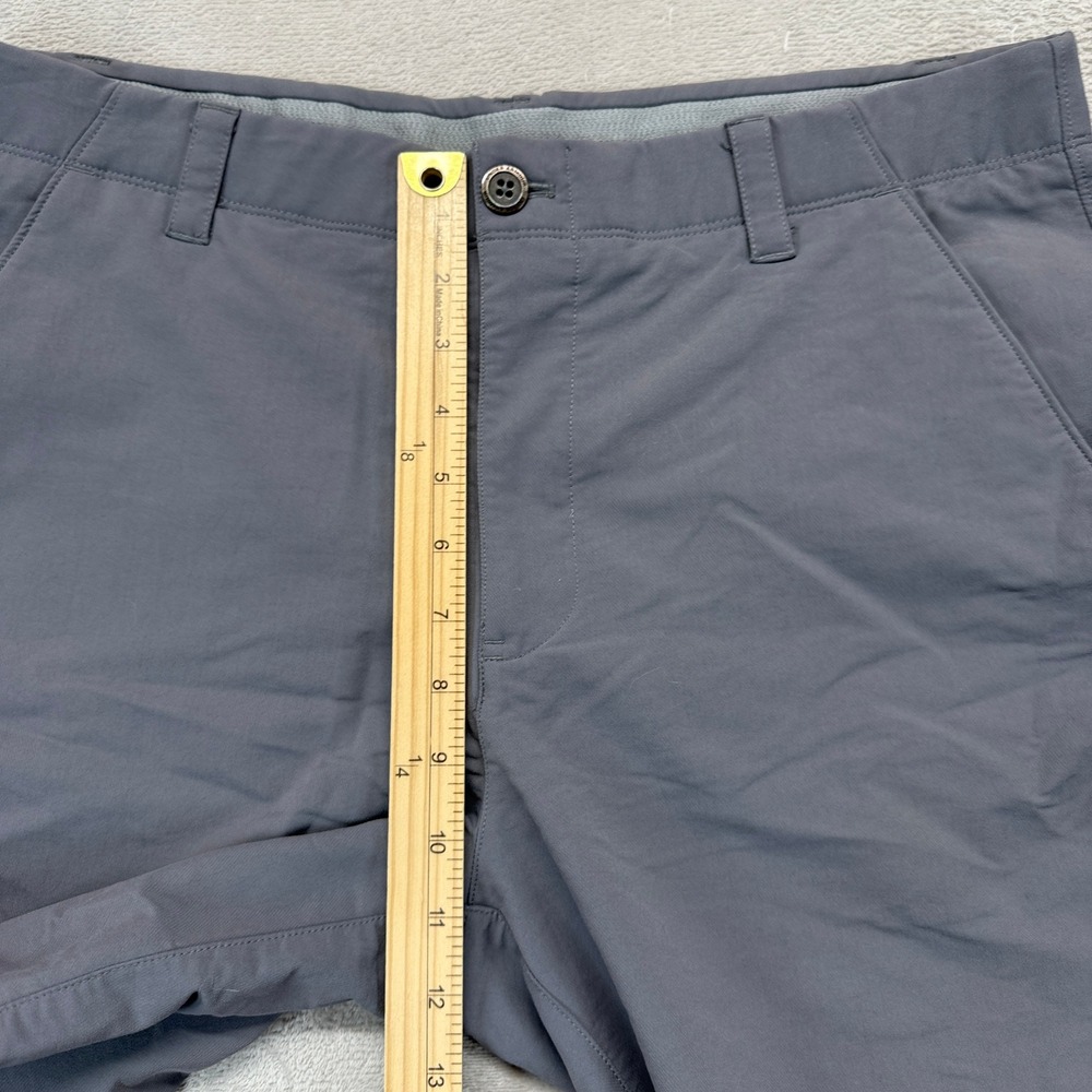 Wisconsin Badgers Shorts 34 Gray Mens Under Armour Match Play Golf College NCAA - Picture 8 of 13